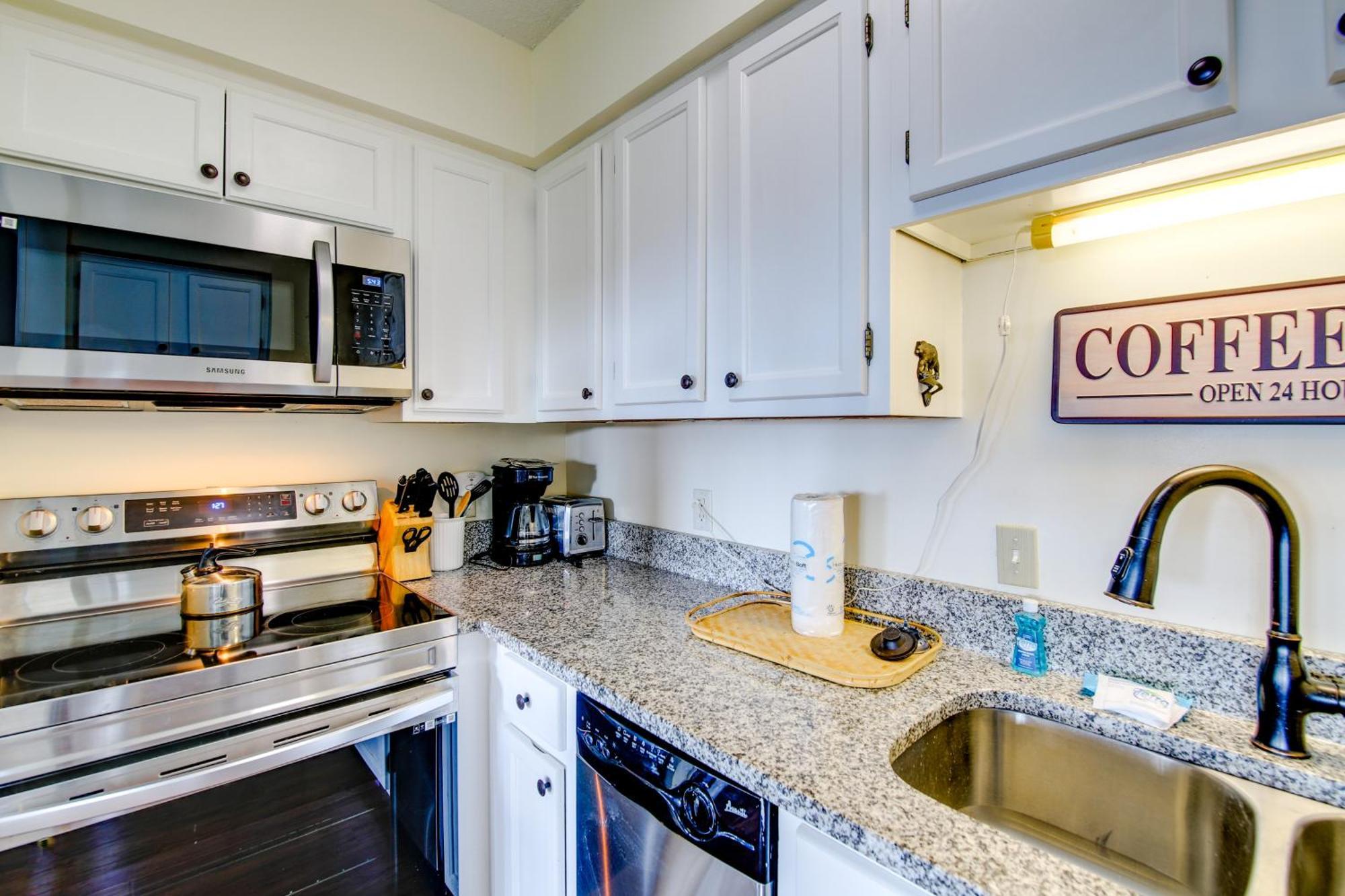 Gatlinburg Mountaintop Condo With Balcony And Views! 外观 照片