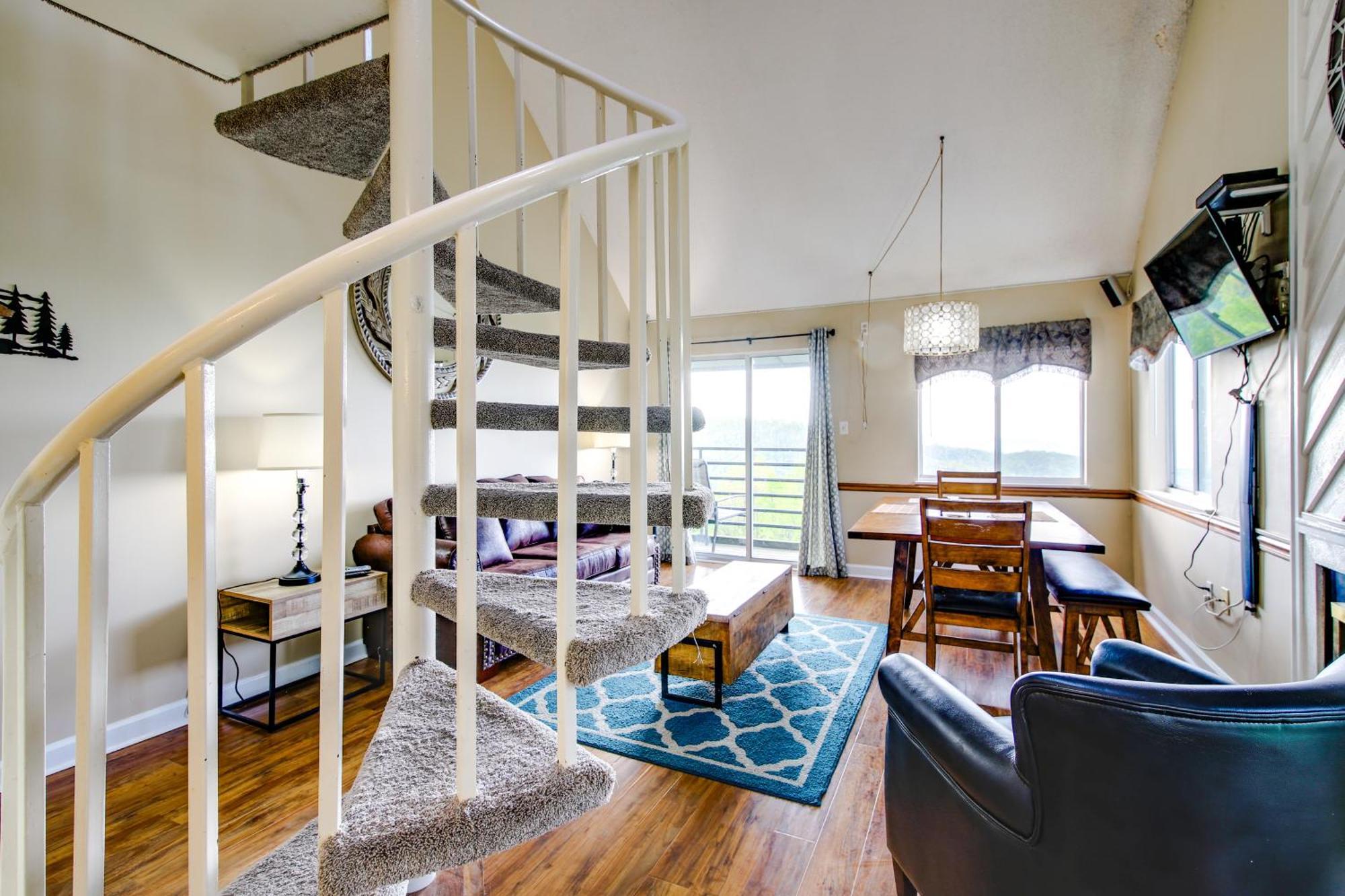 Gatlinburg Mountaintop Condo With Balcony And Views! 外观 照片